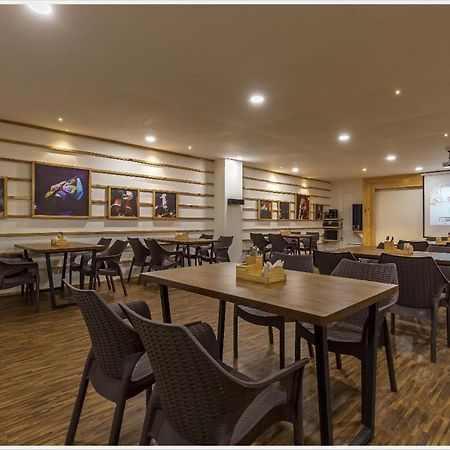 Hotel Green Field 사타라 외부 사진