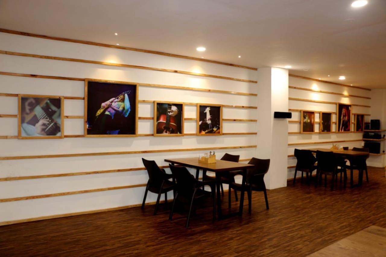 Hotel Green Field 사타라 외부 사진