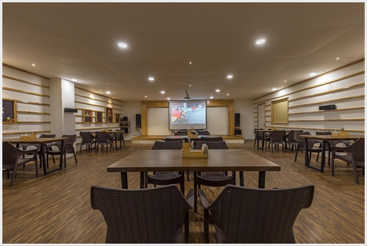 Hotel Green Field 사타라 외부 사진